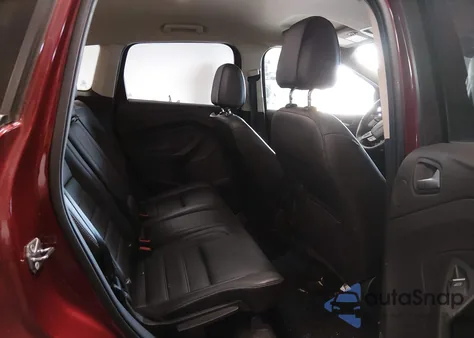 2017 Ford Escape Titanium z USA, uszkodzony, nr VIN 1FMCU9JD4HUC70730